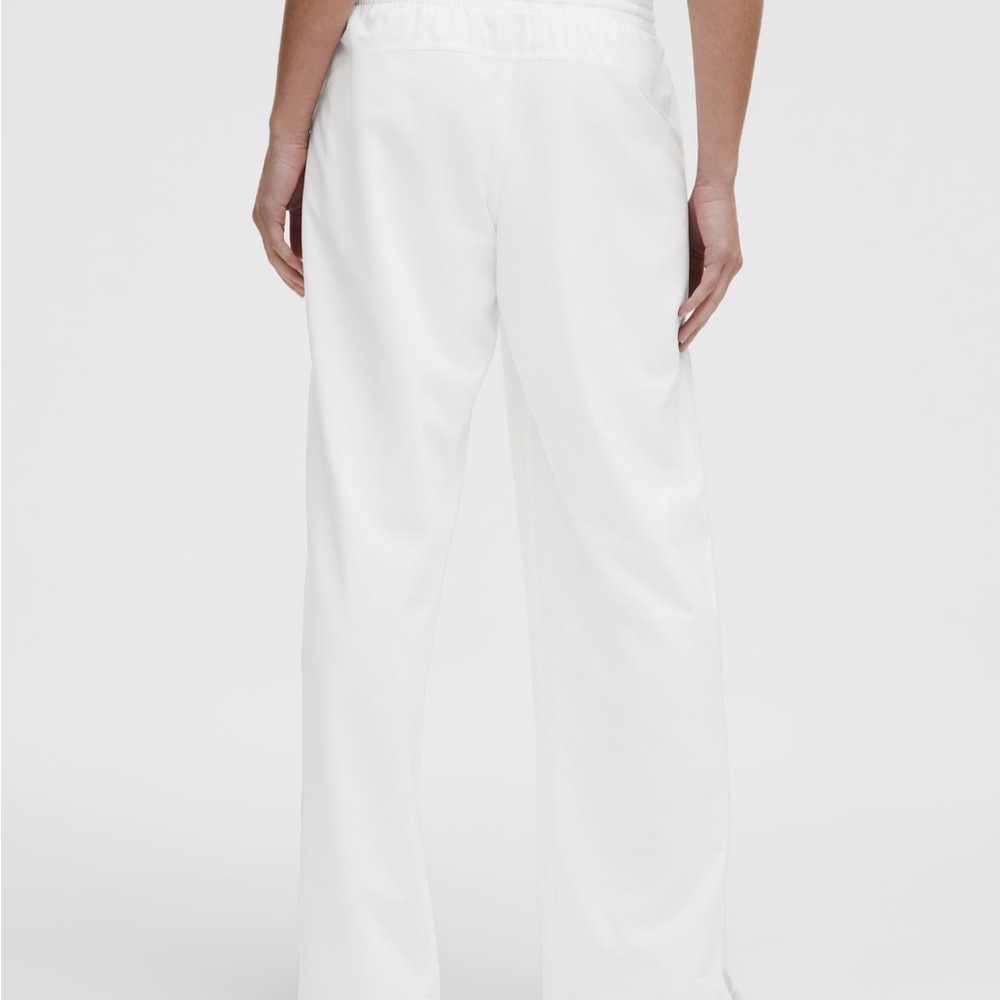 LULULEMON COURT RIVAL WIDE LEG TRACK PANT (REGULAR) SIZE 14 MSRP $128 BNWT - Picture 2 of 9